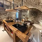 Holiday home Cantina 10 - Authentic Stone Retreat - Pognana Lario